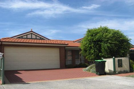 Property photo of 18 Benaud Close Keilor East VIC 3033