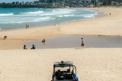 Property photo of 6 Travers Road Curl Curl NSW 2096