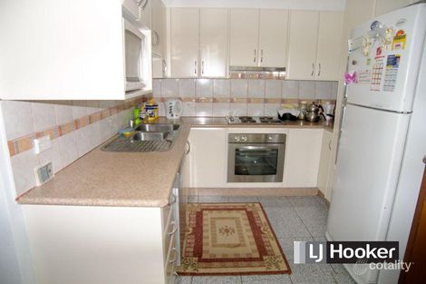 Property photo of 17 Tasman Avenue Lethbridge Park NSW 2770