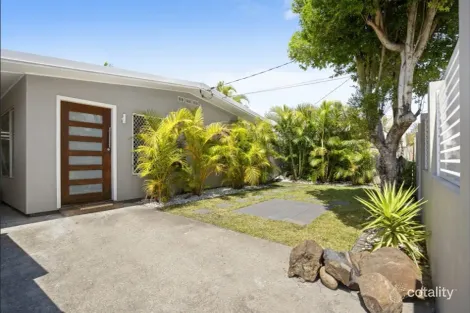 Property photo of 19 Deagon Drive Runaway Bay QLD 4216