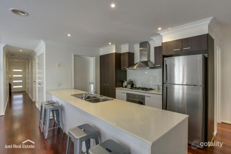 Property photo of 58 Meridian Circuit Berwick VIC 3806