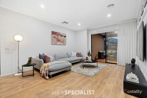 Property photo of 5 Carcoola Rise Clyde North VIC 3978