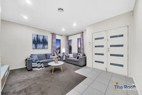 Property photo of 9 Baycrest Drive Point Cook VIC 3030