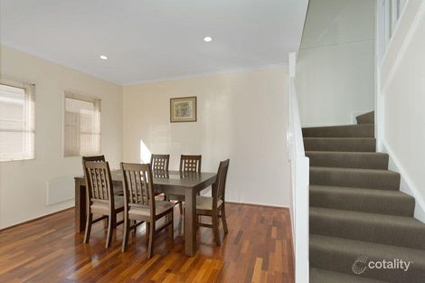 Property photo of 18 Rourke Lane Kensington VIC 3031
