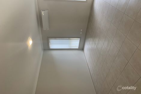Property photo of 16 Satinash Drive Hamlyn Terrace NSW 2259