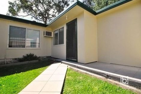 Property photo of 11 Warrina Avenue Summerland Point NSW 2259