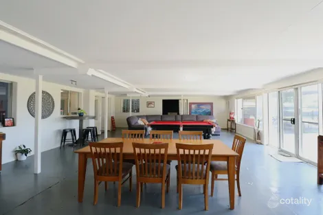 Property photo of 16-18 Wright Street Roma QLD 4455