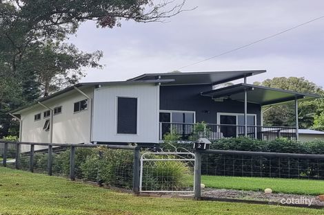 2 Melaleuca Dr, Lamb Island, QLD 4184