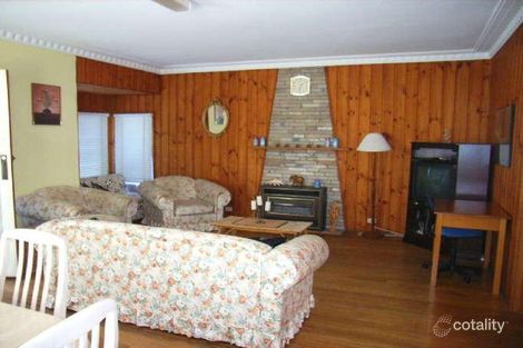 Property photo of 12 Fourth Avenue Rosebud VIC 3939