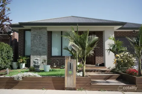 19 Angul Pde, Deanside, VIC 3336