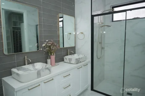 Property photo of 19 Angul Parade Deanside VIC 3336