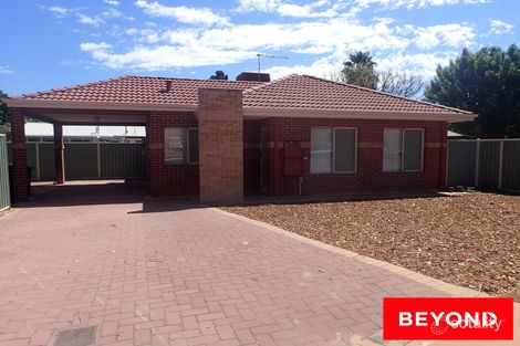 18b Chilham Pl, Gosnells, WA 6110