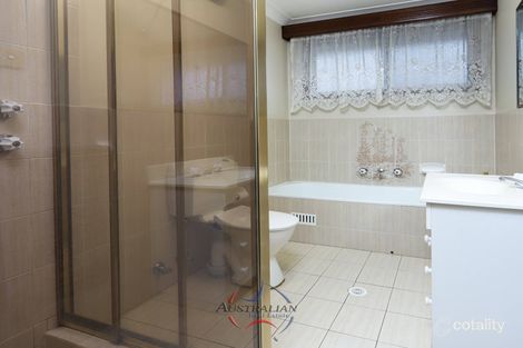 Property photo of 15 Ebony Crescent Quakers Hill NSW 2763