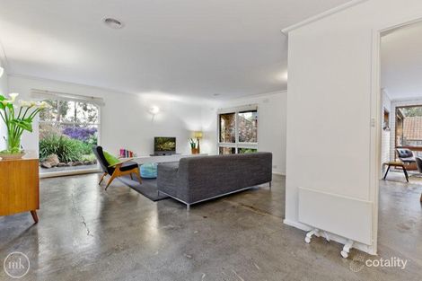 Property photo of 46 Metery Road Eltham VIC 3095
