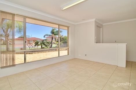 Property photo of 97 Woodbridge Drive Cooloongup WA 6168