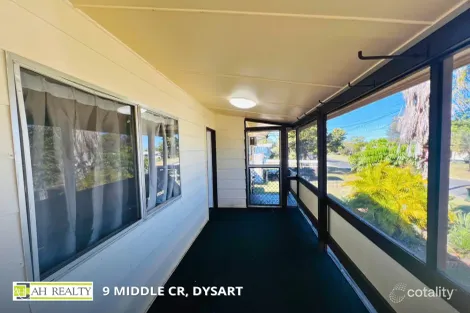 Property photo of 9 Middle Crescent Dysart QLD 4745