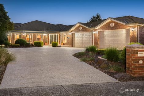 Property photo of 10 Rose Garden Court Narre Warren North VIC 3804