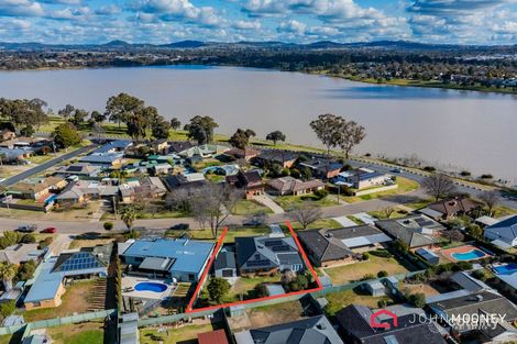 Property photo of 9 Talbingo Crescent Lake Albert NSW 2650
