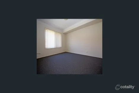 Property photo of 39 Lyrebird Lane Bellbird Park QLD 4300