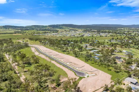 2 Jarrah Cl, Kensington Grove, QLD 4341
