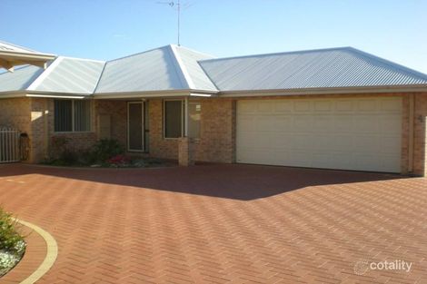 Property photo of 4/58 Old Coast Road Australind WA 6233