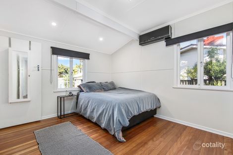 Property photo of 72 Randall Road Wynnum West QLD 4178