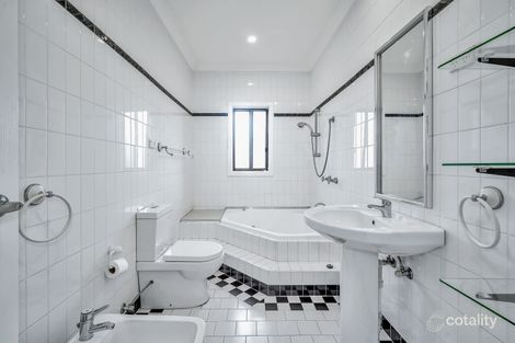 Property photo of 11 Carlotta Crescent Warrawong NSW 2502