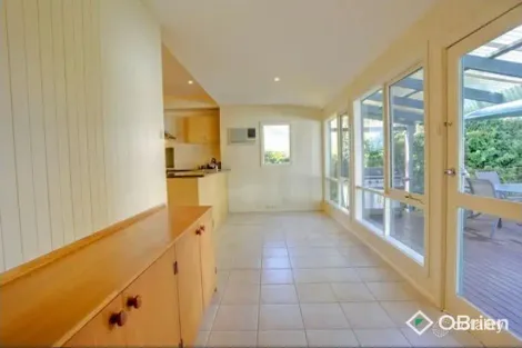 Property photo of 2 Joyce Avenue Frankston VIC 3199