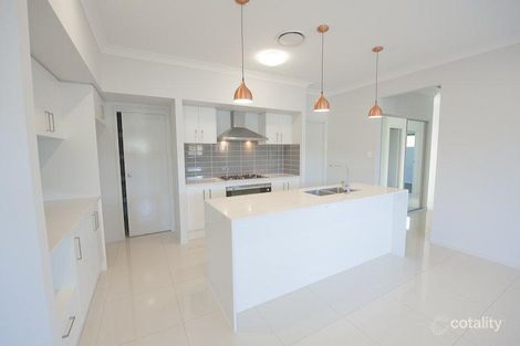 Property photo of 242 Harrop Parade Thornton NSW 2322