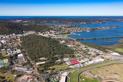 30 Young St, West Gosford, NSW 2250