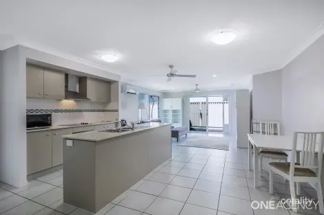 Property photo of 1A Edwin Street Redcliffe QLD 4020