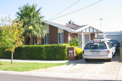 Property photo of 6 Hyde Court Altona Meadows VIC 3028