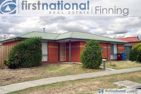Property photo of 12 Linda Drive Cranbourne West VIC 3977