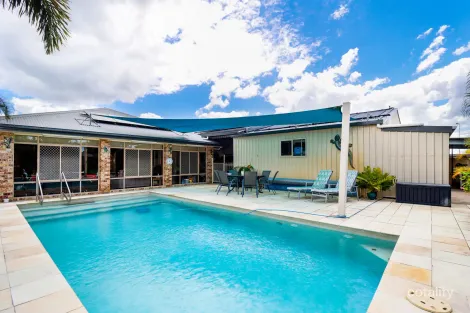Property photo of 17 Noeme Street Burrum Heads QLD 4659