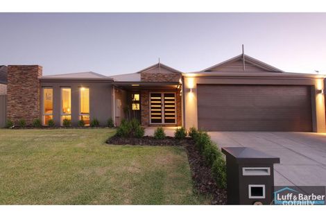 Property photo of 8 Barclay Way Piara Waters WA 6112