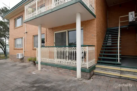 Property photo of 2/38 Yarroon Street Gladstone Central QLD 4680