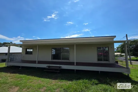 87 Fulham St, Toogoolawah, QLD 4313