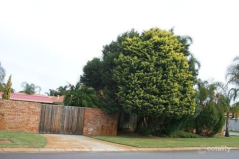 70 Lyndale Ave, Parkwood, WA 6147