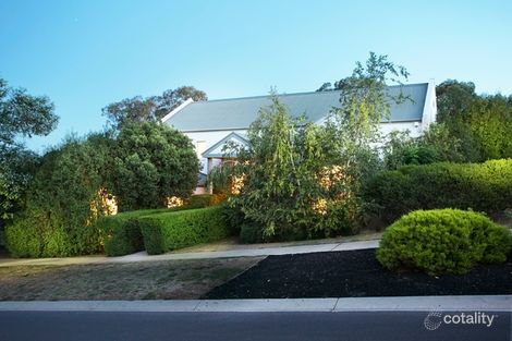 Property photo of 8 Stringybark Court Strathdale VIC 3550