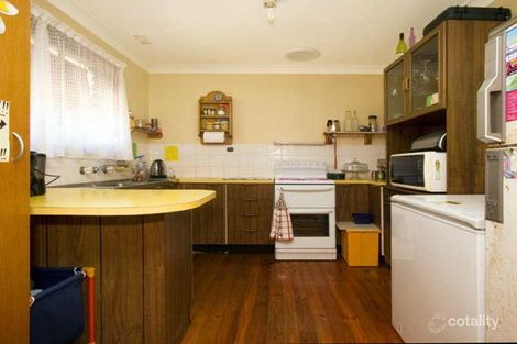Property photo of 9 Alverstoke Close Bomaderry NSW 2541