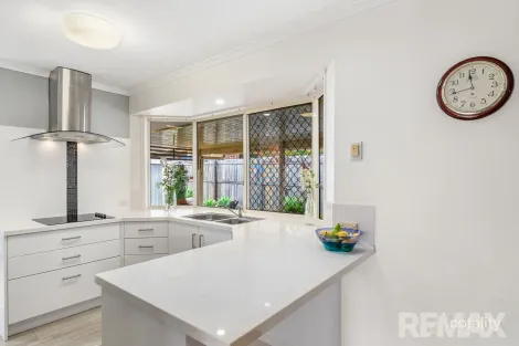 Property photo of 4 Rothfall Chase Aroona QLD 4551