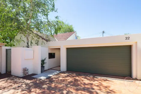 Property photo of 32 Coranderrk Street Reid ACT 2612
