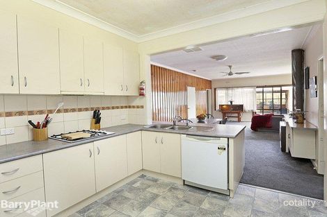 Property photo of 7 Murchison Court Herne Hill VIC 3218