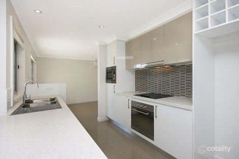 Property photo of 8 Rufus Street Riverhills QLD 4074