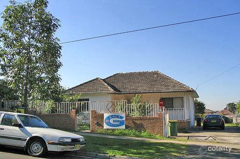 2 Aladore Ave, Cabramatta, NSW 2166