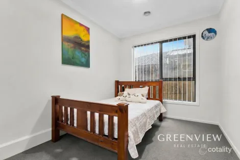 Property photo of 96 Alisma Boulevard Cranbourne North VIC 3977