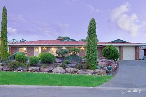 19 Cambridge Tce, Hillbank, SA 5112