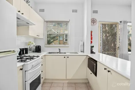 Property photo of 16/14-18 The Boulevarde Brighton-Le-Sands NSW 2216