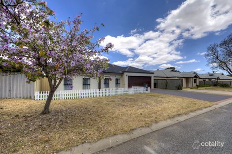 Property photo of 4 McIntosh Street Queens Park WA 6107