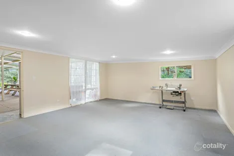 Property photo of 8 Rainbow Close Rainbow Flat NSW 2430